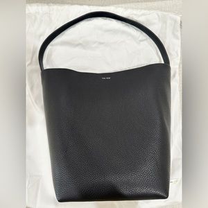 The Row N/S Park tote bag black medium